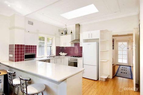 42 Wyuna Ave, Freshwater, NSW 2096