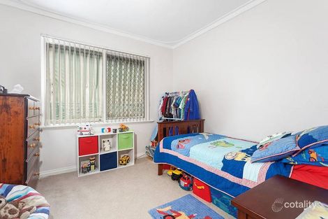 Property photo of 8 Ypres Road Camillo WA 6111