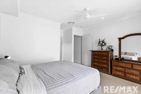 Property photo of 19 Bronte Place Urraween QLD 4655