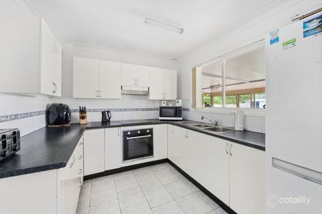 Property photo of 24 Cunningham Road Killarney Vale NSW 2261