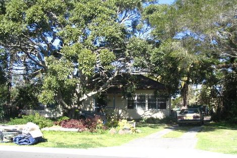 Property photo of 4 Hurt Parade Unanderra NSW 2526