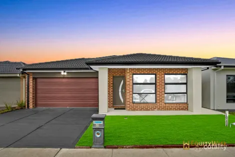 48 Communal Rd, Wyndham Vale, VIC 3024