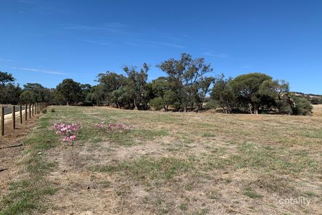 Property photo of 102 Hackett Road Harvey WA 6220