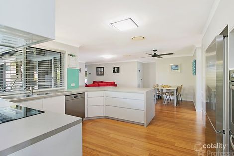 Property photo of 22 Tattler Way Burleigh Waters QLD 4220