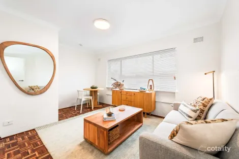 Property photo of 2/97 Queenscliff Road Queenscliff NSW 2096