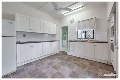 Property photo of 146 Earl Street Berserker QLD 4701