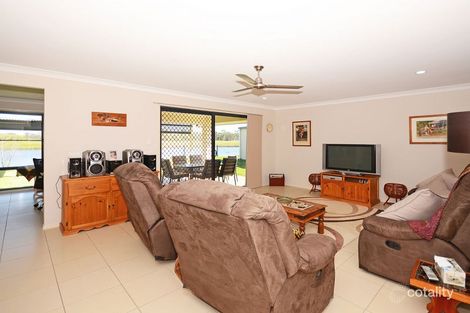 Property photo of 37 Yarrilee Circuit Dundowran QLD 4655