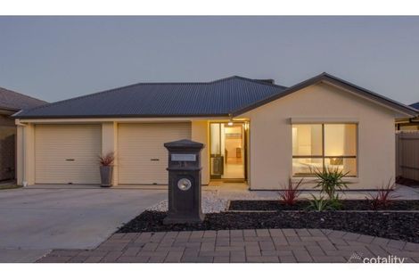 34 Quinn St, Christie Downs, SA 5164