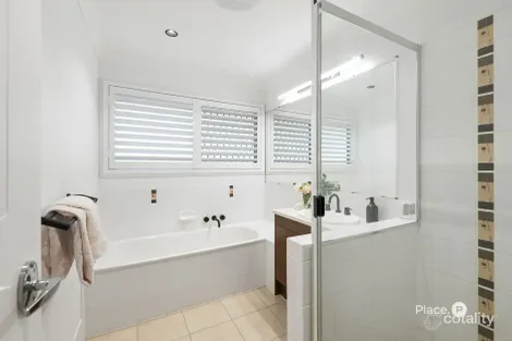 Property photo of 64 Edenbrooke Drive Sinnamon Park QLD 4073