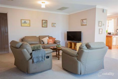 Property photo of 11 Chisholm Place Tumut NSW 2720