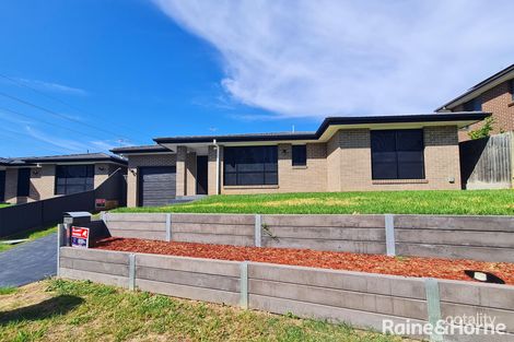 20 Percival Ave, Ingleburn, NSW 2565