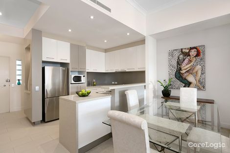 Property photo of 11/88 Lockerbie Street Kangaroo Point QLD 4169