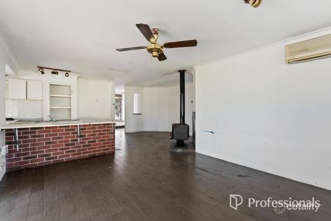 Property photo of 23 Stratton Boulevard Stratton WA 6056