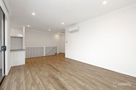 Property photo of 2/21 Stamford Crescent Rowville VIC 3178