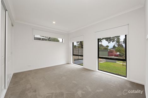 Property photo of 2/21 Stamford Crescent Rowville VIC 3178