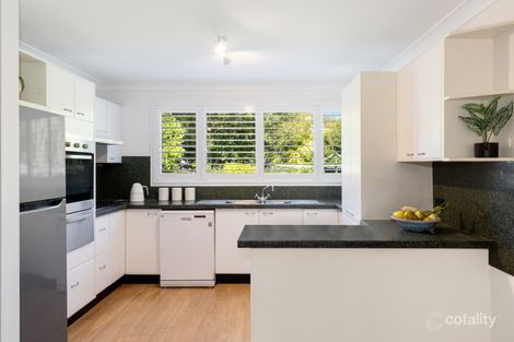 Property photo of 16 Matthews Parade Point Clare NSW 2250