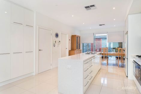 Property photo of 11 Tarni Court New Port SA 5015