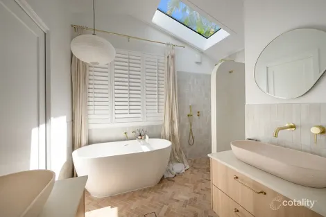 Property photo of 210 Edwards Street Sunshine Beach QLD 4567