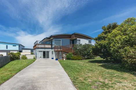 10 Maori Pl, Akaroa, TAS 7216