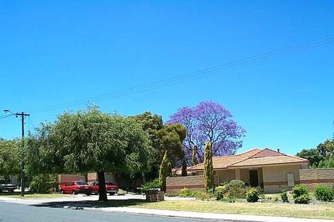 34 Pinedale St, East Victoria Park, WA 6101