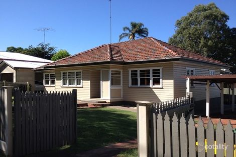 Property photo of 24 Collins Street Mount Lofty QLD 4350