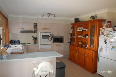 Property photo of 6 Elizabeth Close Thornton NSW 2322