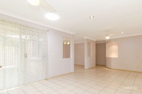 Property photo of 14 Pinnacle Close Regents Park QLD 4118