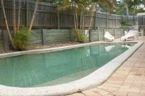 Property photo of 6 Edgeworth Place Helensvale QLD 4212