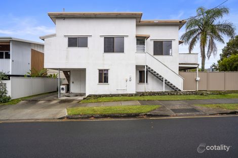 2/102 Cypress Tce, Palm Beach, QLD 4221