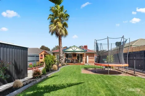 Property photo of 39 Kinlora Drive Somerville VIC 3912