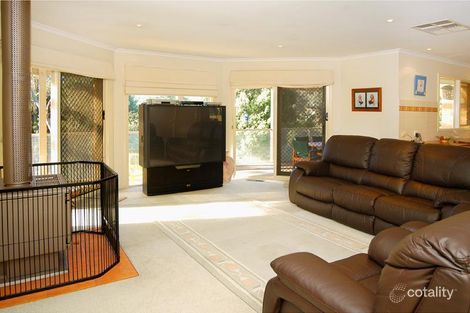 Property photo of 6 Kardinia Crescent Warranwood VIC 3134