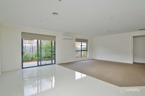 Property photo of 8 Leitch Close Healesville VIC 3777