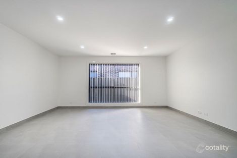 Property photo of 48 Everglade Crescent Roxburgh Park VIC 3064
