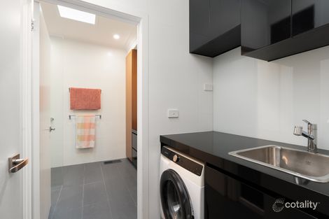 Property photo of 2/21 Stinton Avenue Newtown VIC 3220