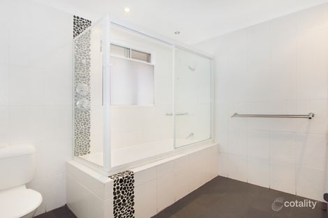 Property photo of 10 Barnfield Place Dean Park NSW 2761