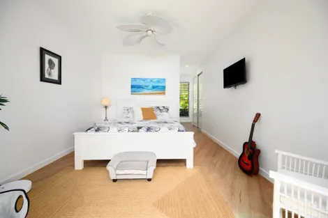 Property photo of 20 Doeblien Drive South Stradbroke QLD 4216