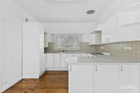 Property photo of 38 Lakeside Parade The Entrance NSW 2261