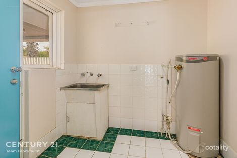 Property photo of 43 Partridge Way Thornlie WA 6108