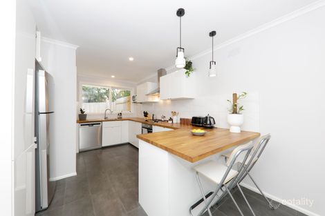 Property photo of 2/429 Middleborough Road Box Hill VIC 3128