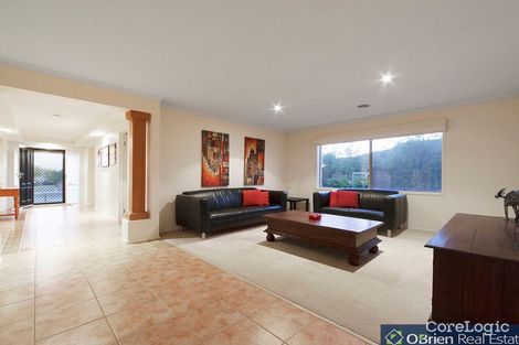 Property photo of 5 Jude Place Narre Warren South VIC 3805