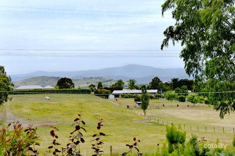 Property photo of 18 Ellis Road Yarra Glen VIC 3775