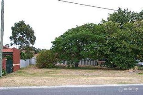 Property photo of 24 Rivermoor Loop Riverton WA 6148