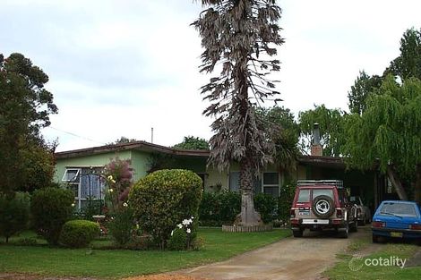 3 Abercorn St, Orana, WA 6330