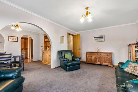 Property photo of 2/153 Derwent Avenue Lindisfarne TAS 7015