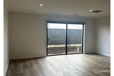 Property photo of 85 Madeira Drive Truganina VIC 3029