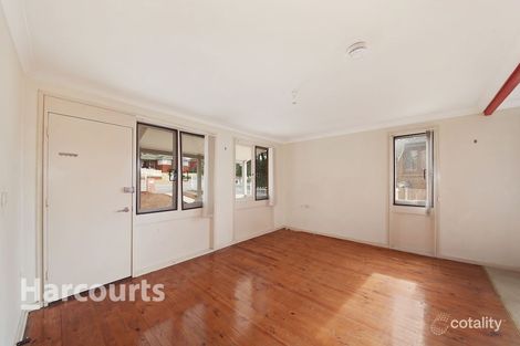 Property photo of 186 St Johns Road Bradbury NSW 2560