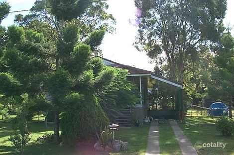 4 Bruce Cres, Loganlea, QLD 4131