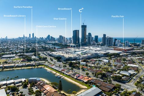 2/105 Sunshine Bvd, Mermaid Waters, QLD 4218