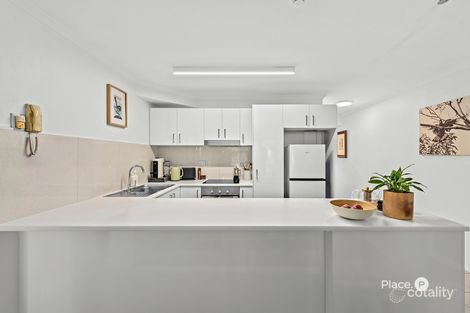 Property photo of 3/55 Thorn Street Kangaroo Point QLD 4169