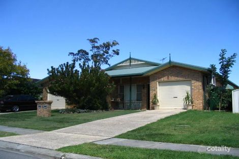 15 New York Ave, Warners Bay, NSW 2282